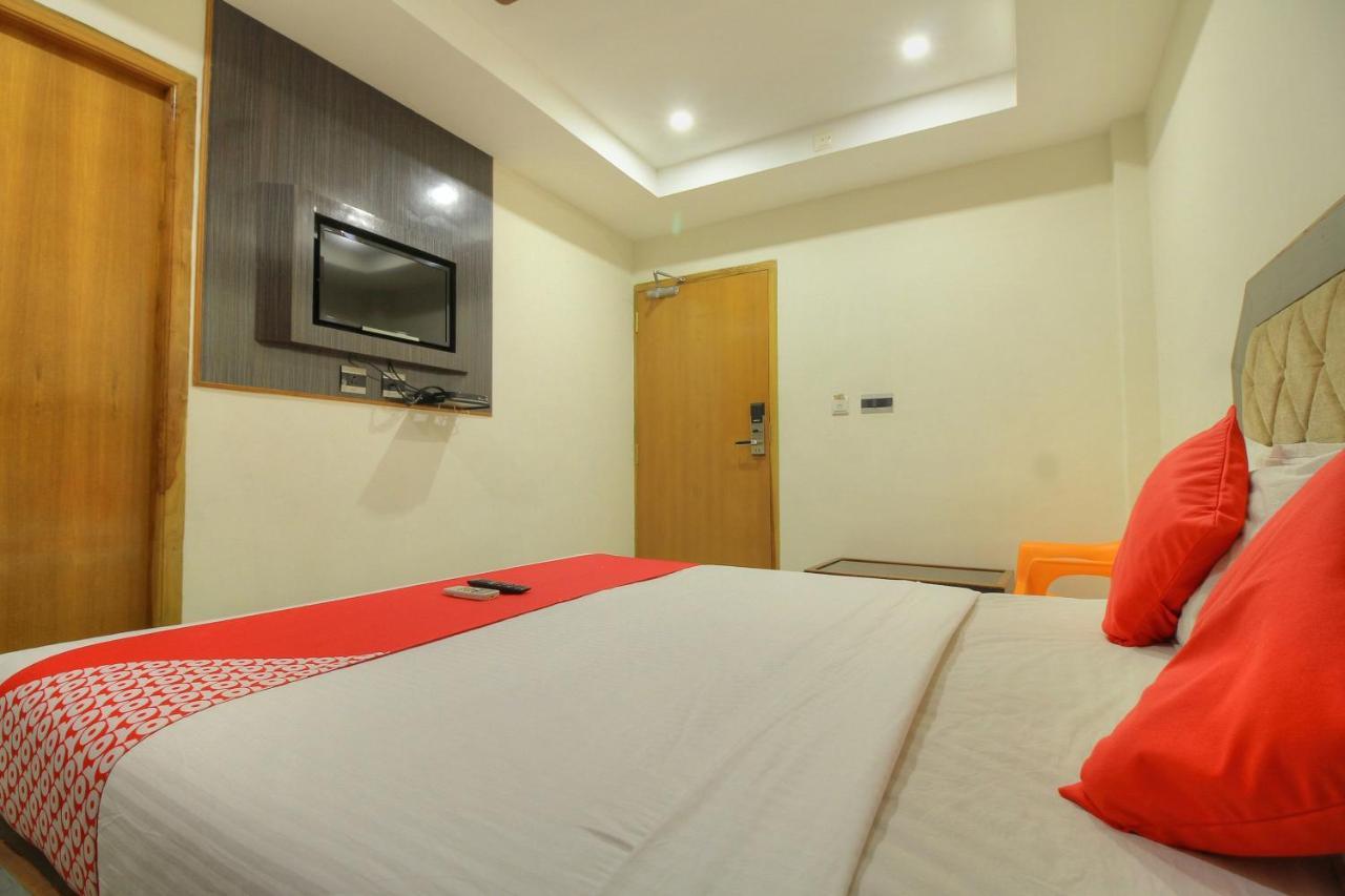 Hotel Srees Tiruchirappalli Exterior photo